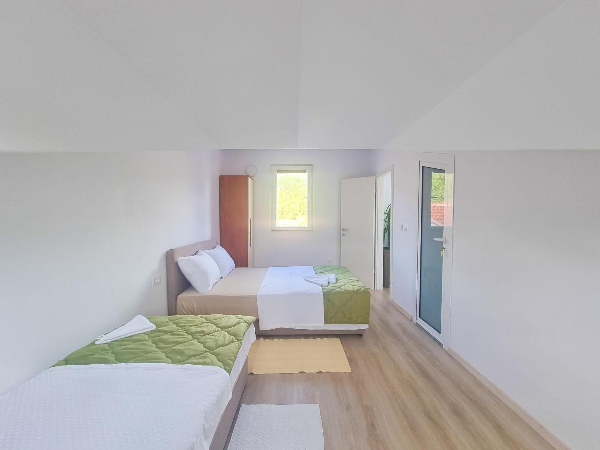 Natali Apartment *